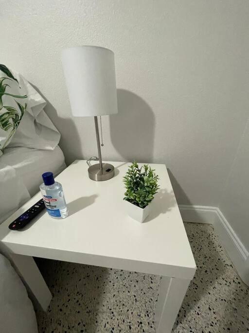 Sleeps 8, Havana Nights In Miami Apartment Екстериор снимка