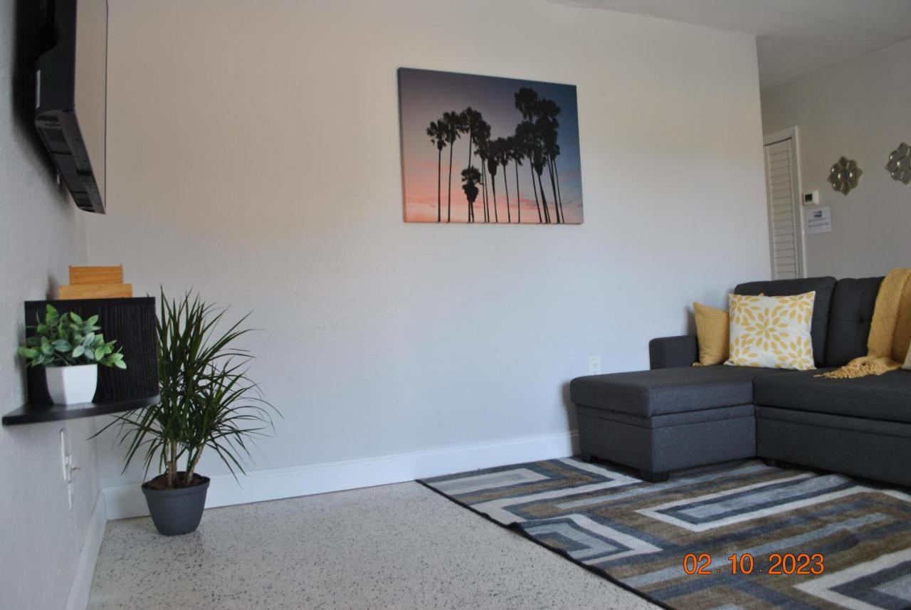 Sleeps 8, Havana Nights In Miami Apartment Екстериор снимка