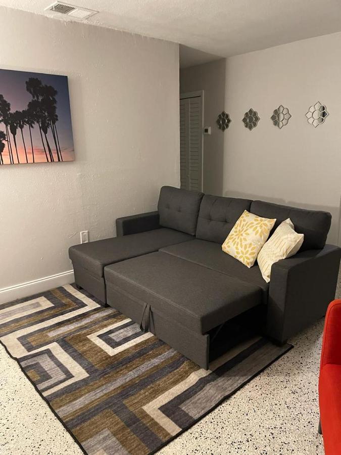 Sleeps 8, Havana Nights In Miami Apartment Екстериор снимка