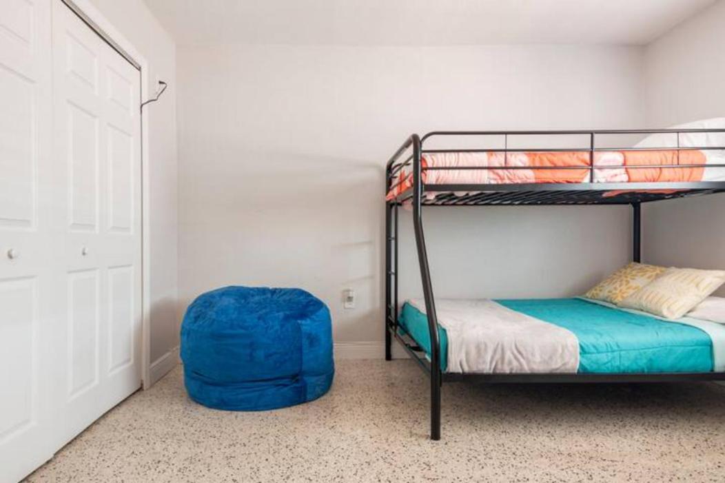 Sleeps 8, Havana Nights In Miami Apartment Екстериор снимка